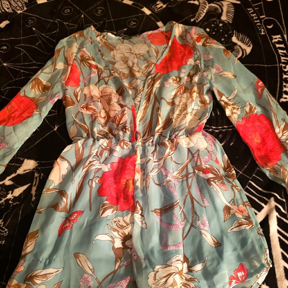 Fashiion nova romper